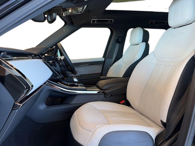 Used Land Rover Range Rover Sport 2025 for sale - 77934551: Photo 3