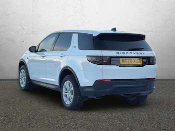 Used Land Rover Discovery Sport 2020 for sale - 77113036: Photo