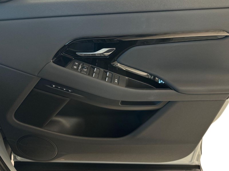 Used Land Rover Range Rover Evoque 2025 for sale - 77270935: Photo 22