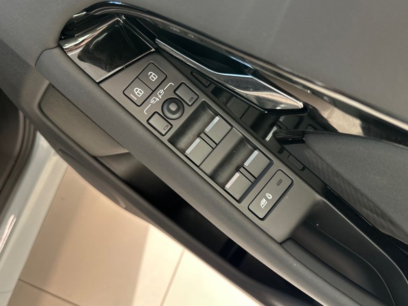 Used Land Rover Range Rover Evoque 2025 for sale - 77270935: Photo 23
