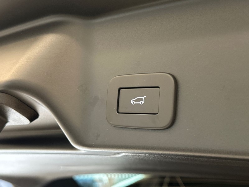 Used Land Rover Range Rover Evoque 2025 for sale - 77270935: Photo 41