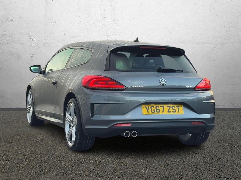 Used Volkswagen Scirocco 2017 for sale - 76982496: Photo 2