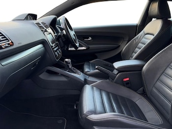 Used Volkswagen Scirocco 2017 for sale - 76982496: Photo