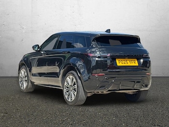 Used Land Rover Range Rover Evoque 2025 for sale - 79368876: Photo
