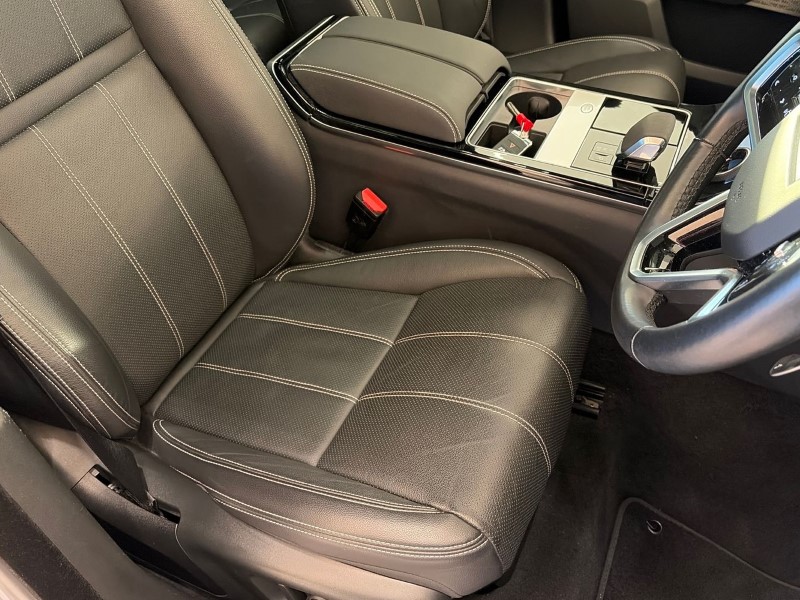 Used Land Rover Range Rover Velar 2021 for sale - 77127628: Photo 26