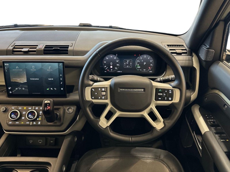 Used Land Rover Defender 2024 for sale - 77151598: Photo 15