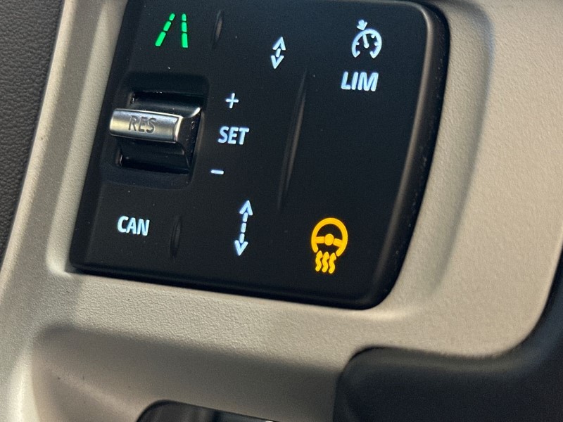 Used Land Rover Defender 2024 for sale - 77151598: Photo 28