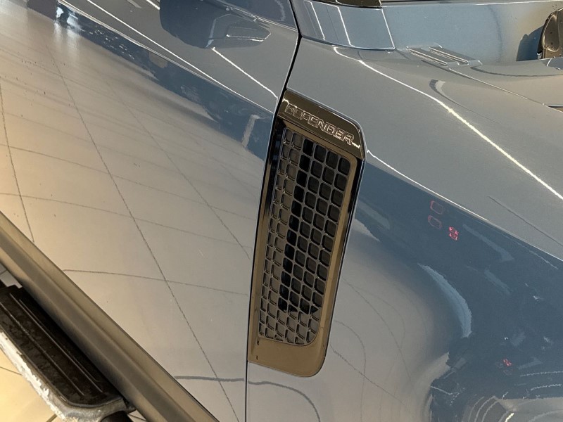 Used Land Rover Defender 2022 for sale - 76981820: Photo 20