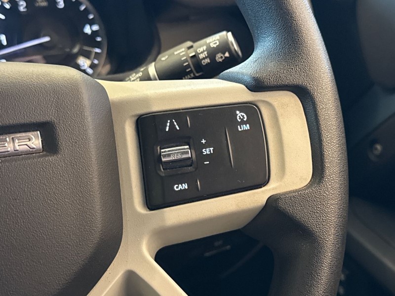 Used Land Rover Defender 2022 for sale - 76981820: Photo 28