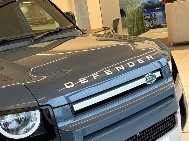 Used Land Rover Defender 2022 for sale - 76981820: Photo 40