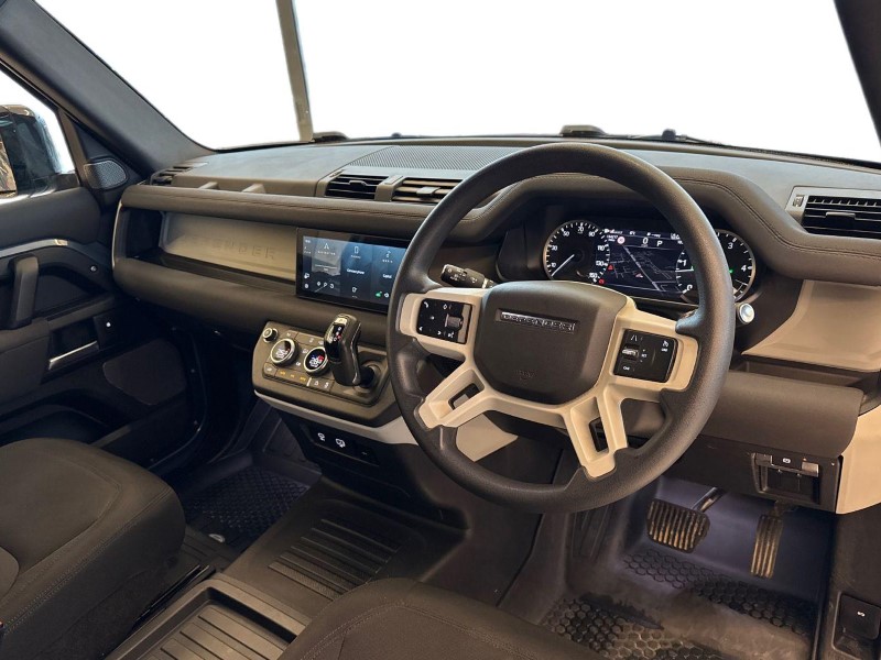 Used Land Rover Defender 2022 for sale - 76981820: Photo 9