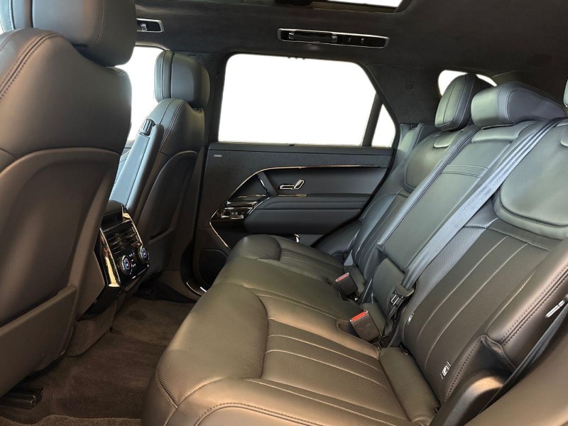 Used Land Rover Range Rover Sport 2026 for sale - 77261773: Photo 4