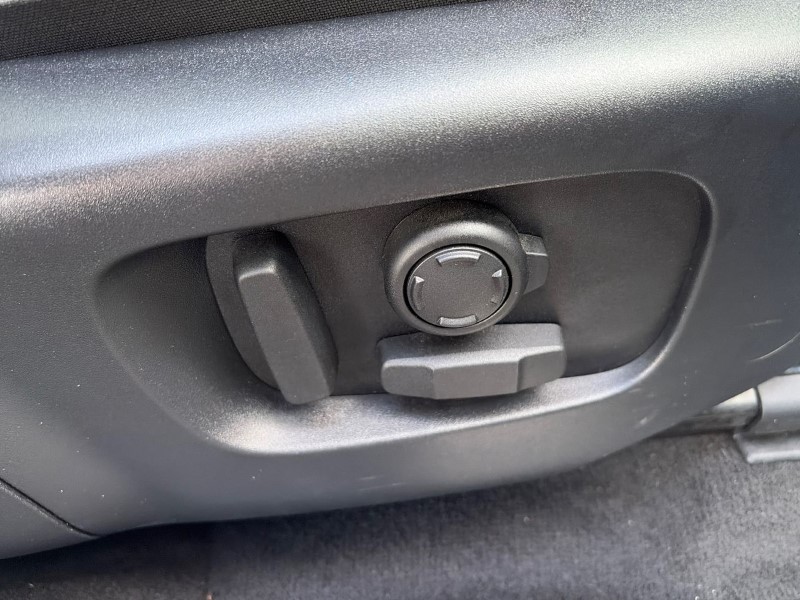 Used Land Rover Discovery Sport 2023 for sale - 76982236: Photo 25