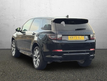 Used Land Rover Discovery Sport 2023 for sale - 76982236: Photo