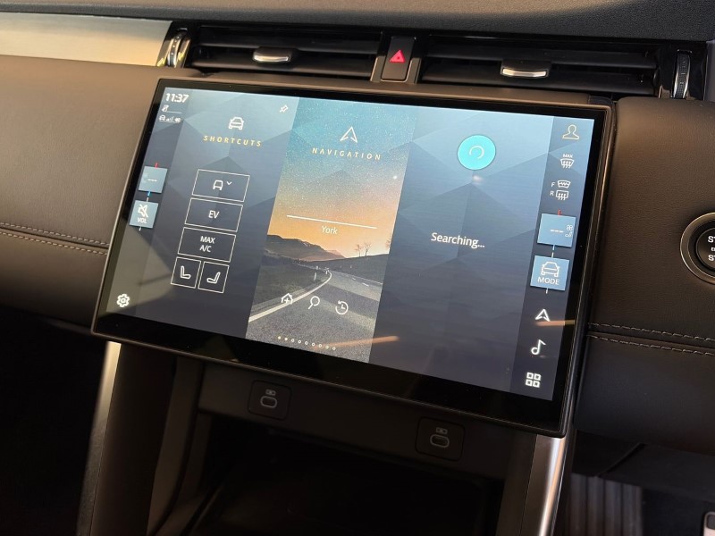 Used Land Rover Discovery Sport 2023 for sale - 76982236: Photo 31