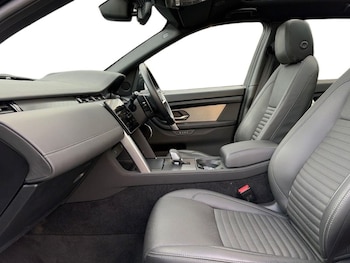 Used Land Rover Discovery Sport 2023 for sale - 76982236: Photo