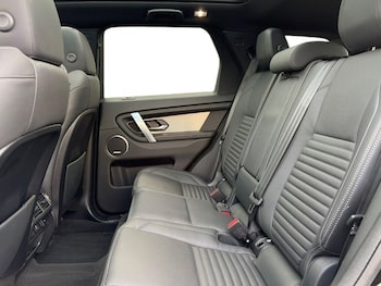 Used Land Rover Discovery Sport 2023 for sale - 76982236: Photo