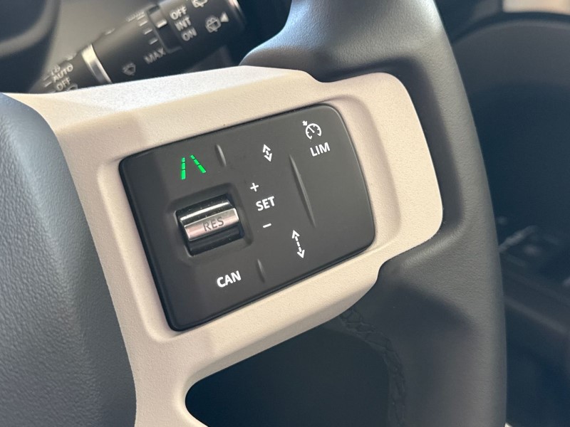 Used Land Rover Defender 2025 for sale - 77732708: Photo 28