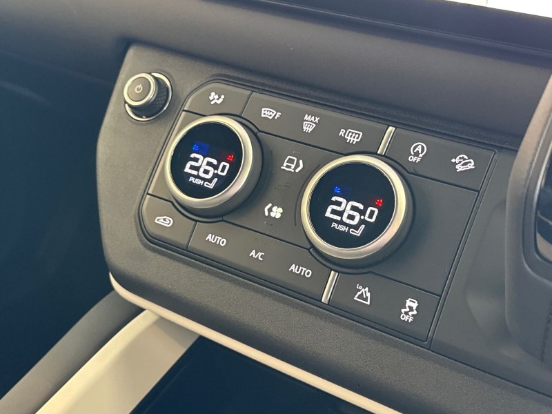 Used Land Rover Defender 2025 for sale - 77732708: Photo 31