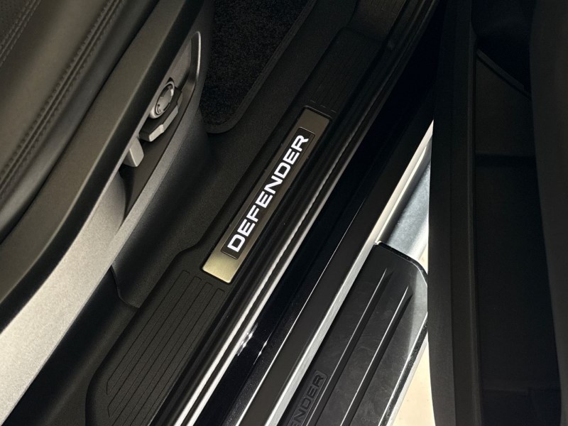 Used Land Rover Defender 2025 for sale - 77732708: Photo 35