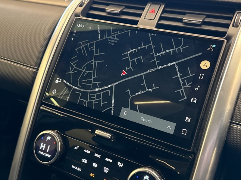 Used Land Rover Discovery 2023 for sale - 76980983: Photo 11