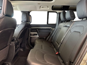 Used Land Rover Defender 2022 for sale - 79071189: Photo