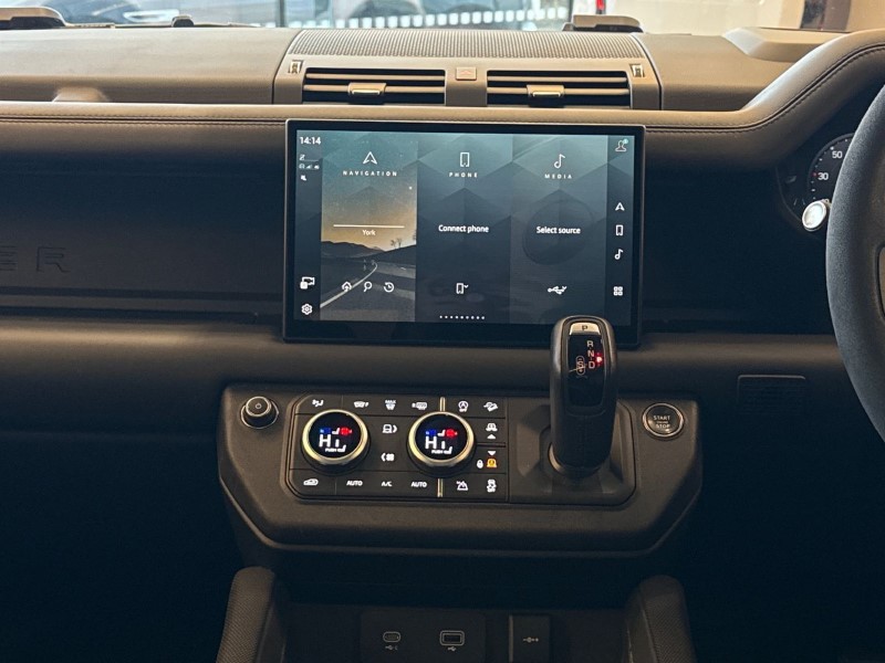 Used Land Rover Defender 2024 for sale - 77186425: Photo 14