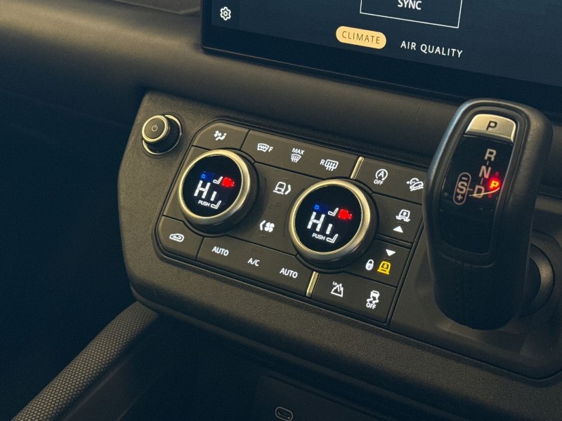 Used Land Rover Defender 2024 for sale - 77186425: Photo 34