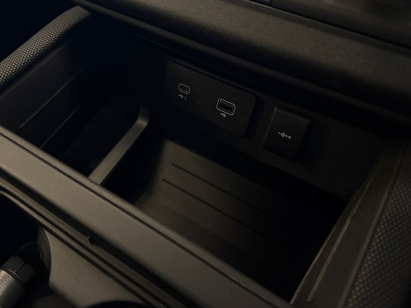 Used Land Rover Defender 2024 for sale - 77186425: Photo 38