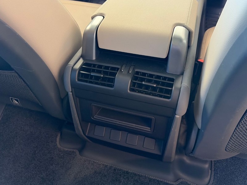 Used Land Rover Defender 2022 for sale - 78108877: Photo 19