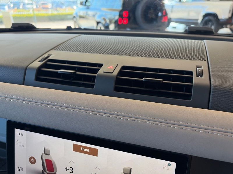 Used Land Rover Defender 2022 for sale - 78108877: Photo 38