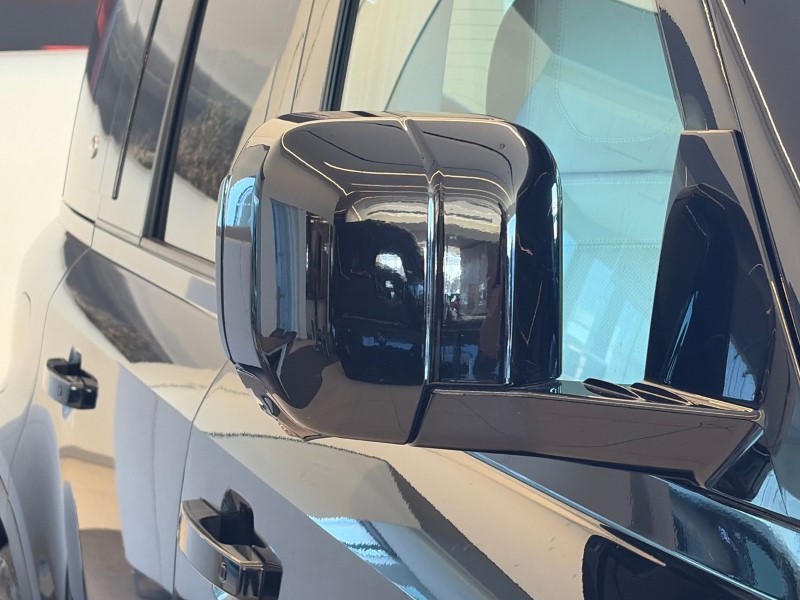 Used Land Rover Defender 2022 for sale - 78108877: Photo 54