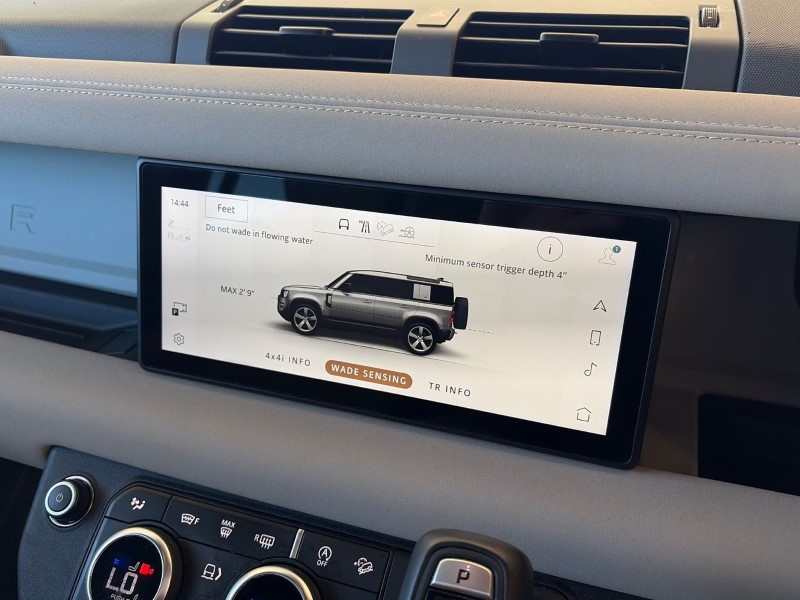 Used Land Rover Defender 2022 for sale - 78108877: Photo 62