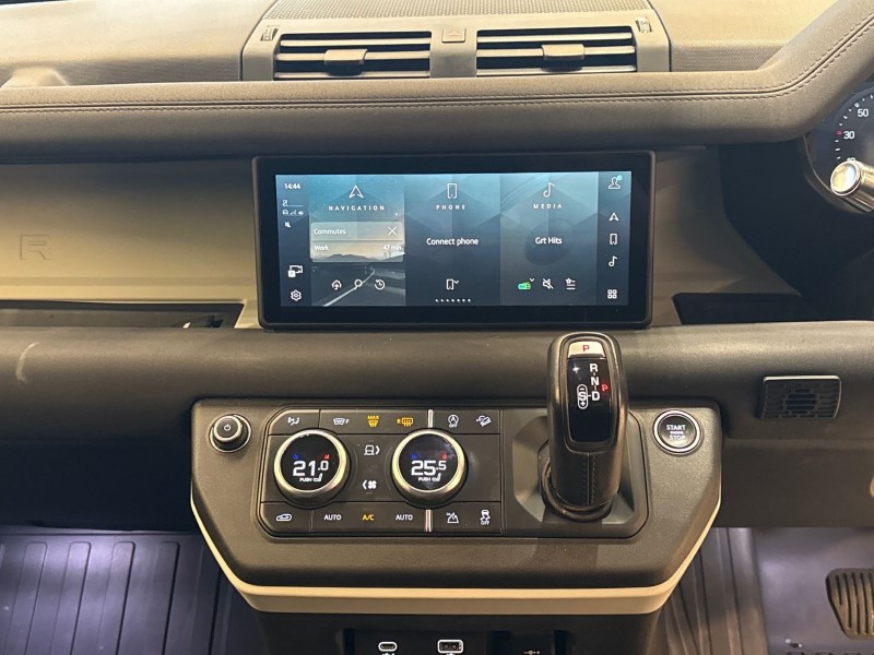 Used Land Rover Defender 2021 for sale - 77519380: Photo 14