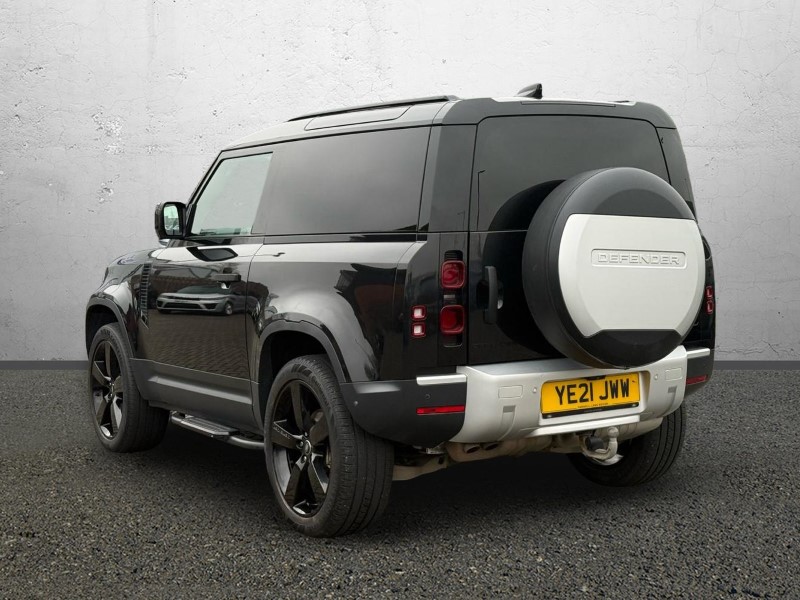 Used Land Rover Defender 2021 for sale - 77519380: Photo 2