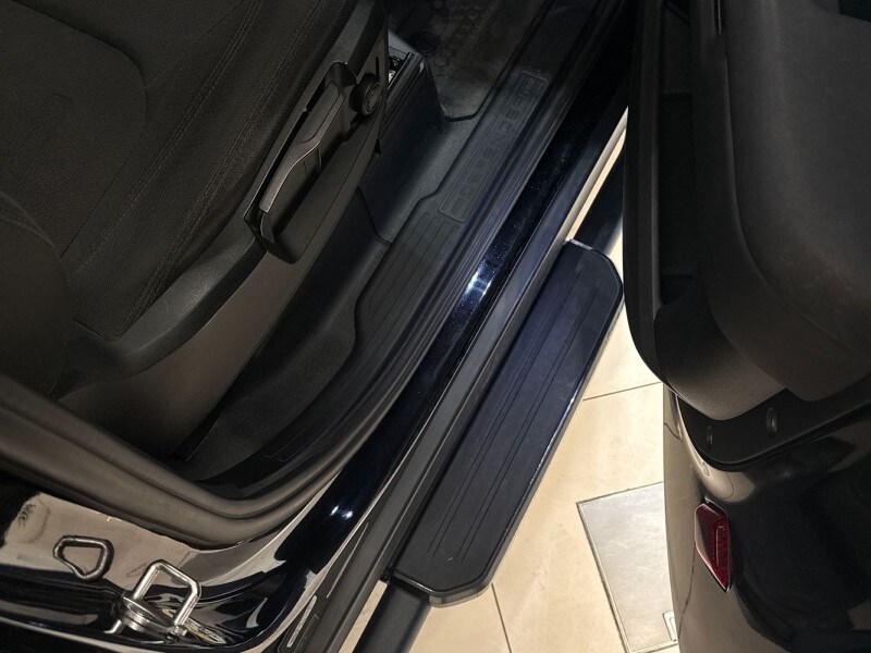 Used Land Rover Defender 2021 for sale - 77519380: Photo 35