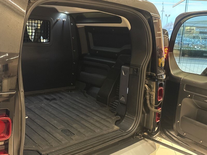 Used Land Rover Defender 2021 for sale - 77519380: Photo 36