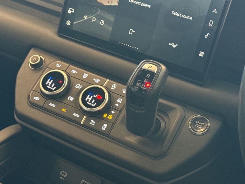 Used Land Rover Defender 2023 for sale - 78000466: Photo 13