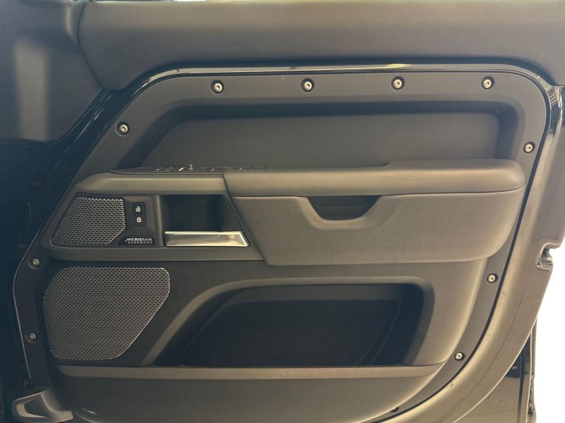 Used Land Rover Defender 2023 for sale - 78000466: Photo 22