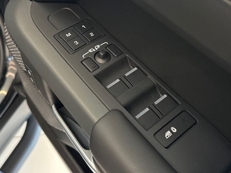 Used Land Rover Defender 2023 for sale - 78000466: Photo 23