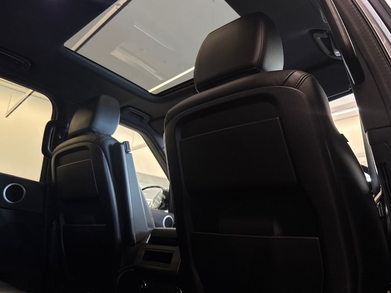 Used Land Rover Discovery 2020 for sale - 77762931: Photo 21