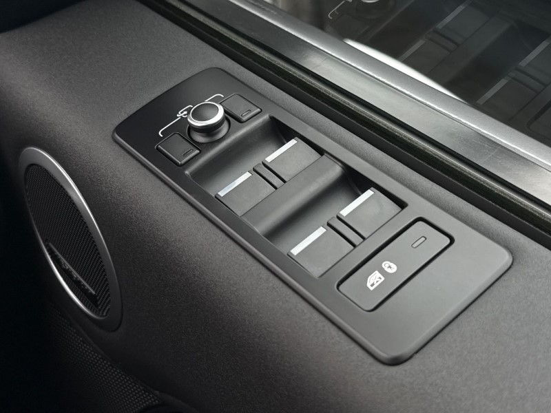 Used Land Rover Discovery 2020 for sale - 77762931: Photo 23