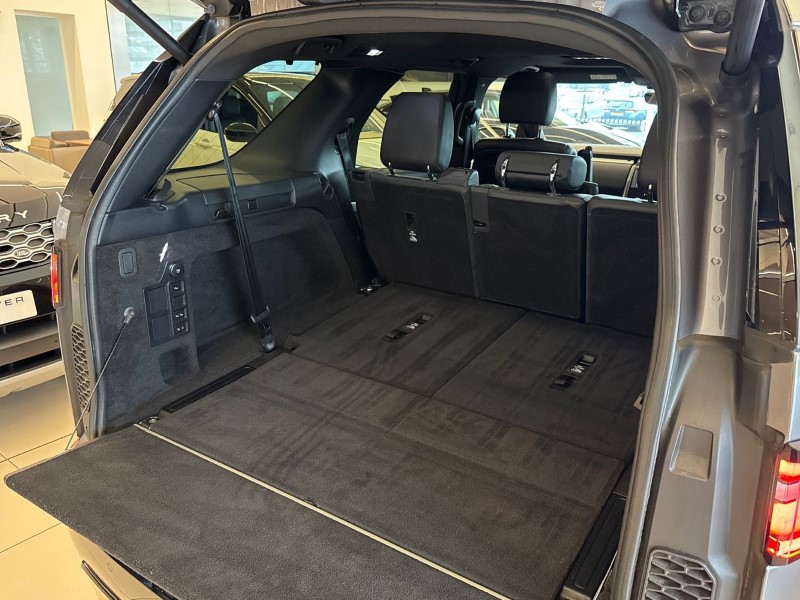 Used Land Rover Discovery 2020 for sale - 77762931: Photo 38