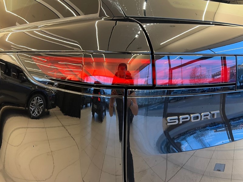 Used Land Rover Range Rover Sport 2024 for sale - 77207091: Photo 19