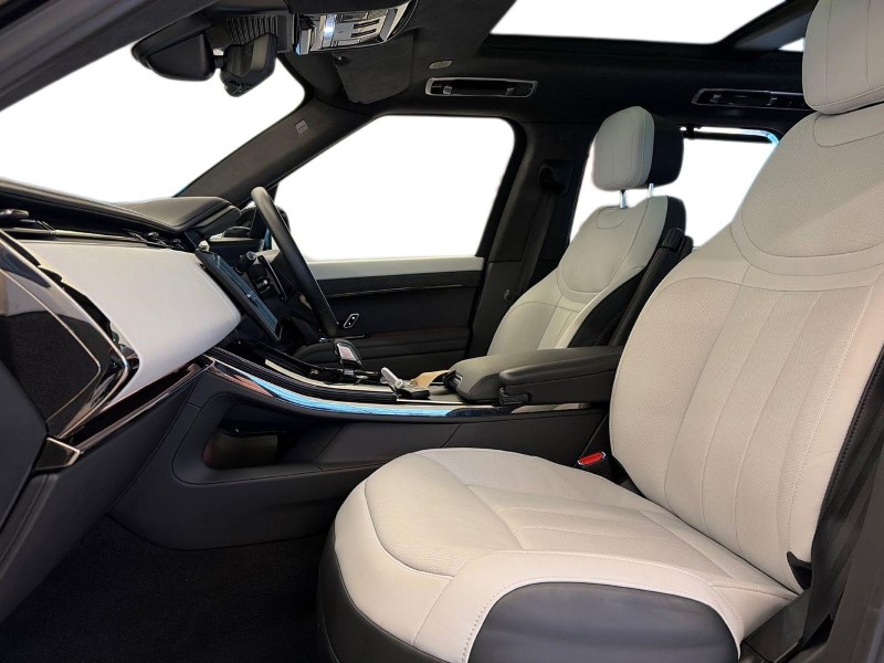 Used Land Rover Range Rover Sport 2024 for sale - 77207091: Photo 3