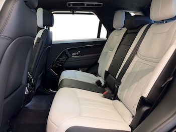 Used Land Rover Range Rover Sport 2024 for sale - 77207091: Photo