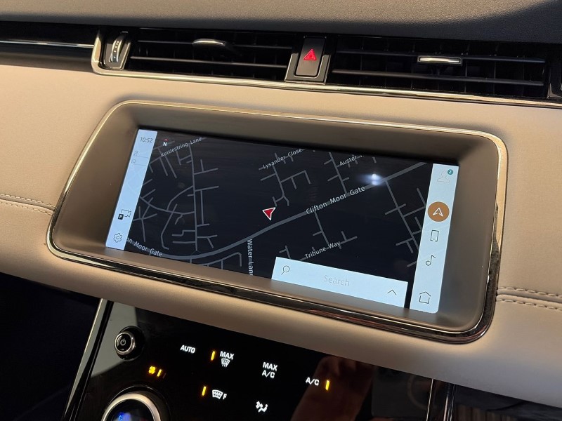 Used Land Rover Range Rover Evoque 2023 for sale - 76983961: Photo 11