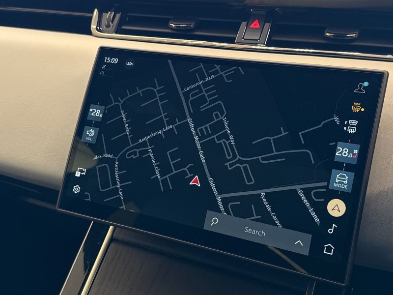 Used Land Rover Range Rover Evoque 2025 for sale - 76981005: Photo 11