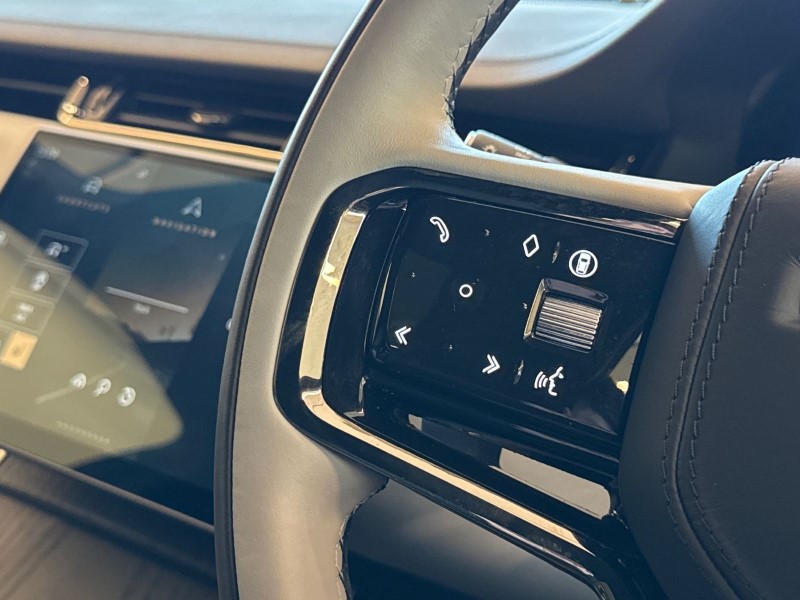 Used Land Rover Range Rover Evoque 2025 for sale - 76981005: Photo 28