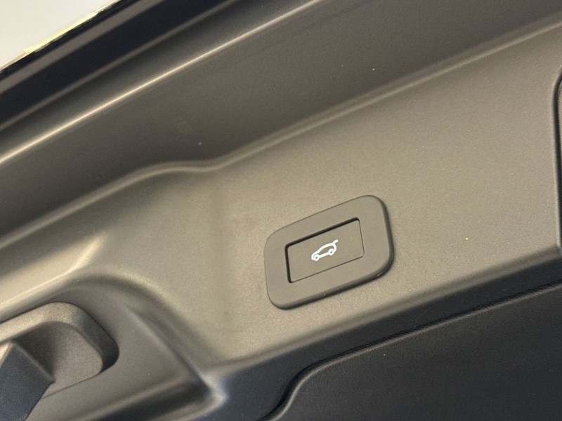 Used Land Rover Range Rover Evoque 2025 for sale - 76981005: Photo 41